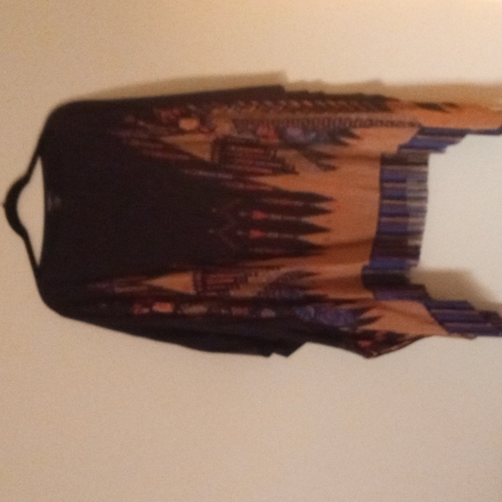 Etro Milano Poncho O/S Made in Italy 3 color frin 💯%Viscose op/$450 neverworn